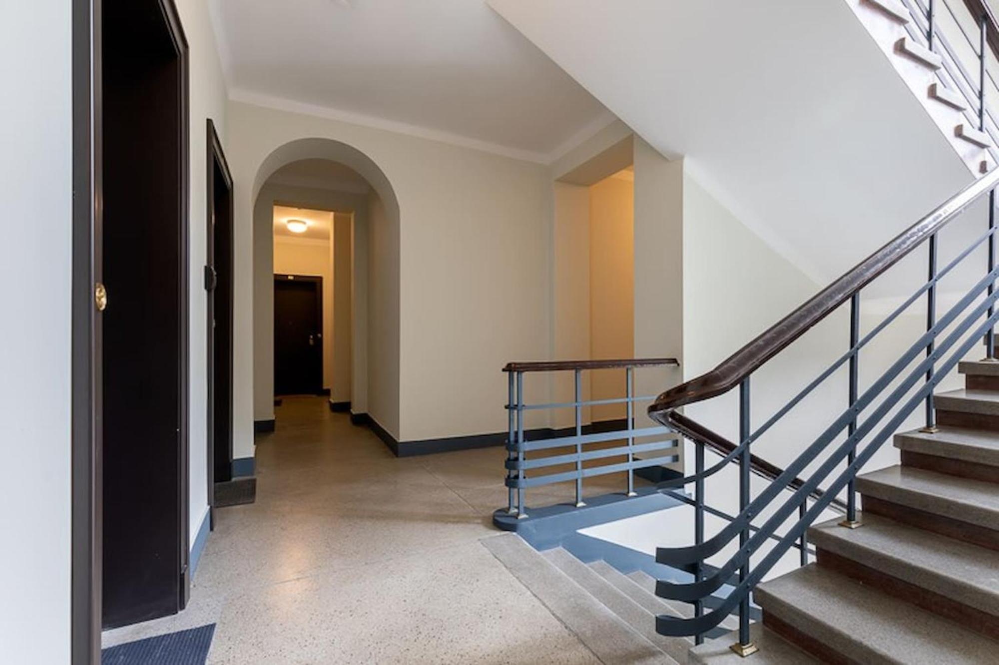 Rent Like - Gagarina 33 Warszawa