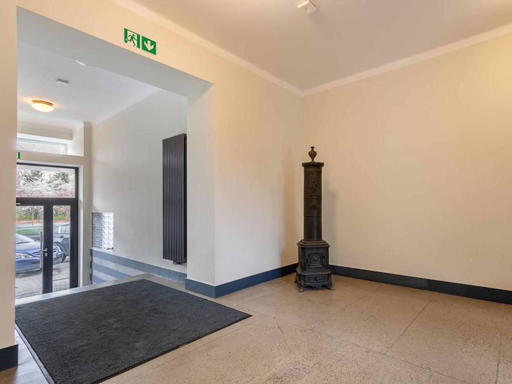 Rent Like - Gagarina 33 Leilighet Warszawa